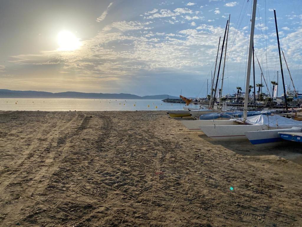 Le Diatomee - Rue Du Port Apartman Cavalaire-sur-Mer Kültér fotó