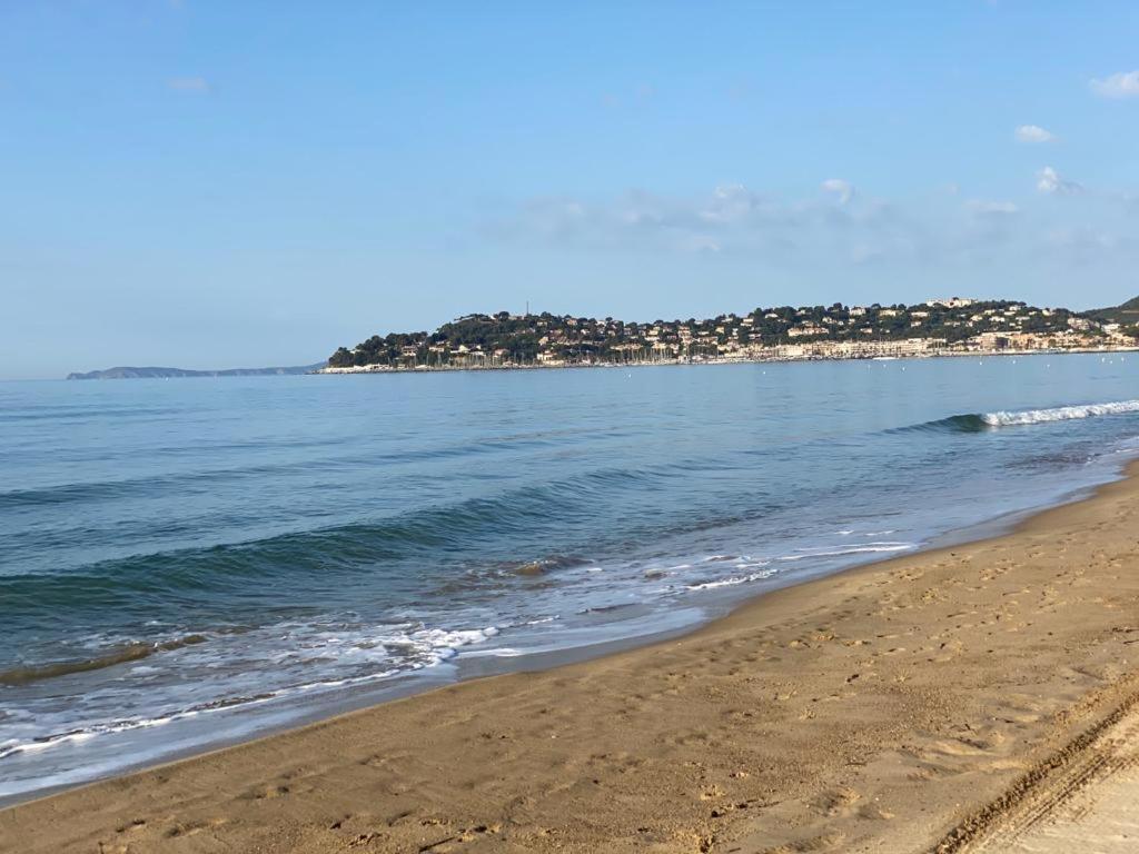 Le Diatomee - Rue Du Port Apartman Cavalaire-sur-Mer Kültér fotó